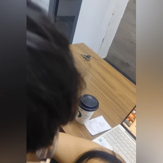 Sục cặc cho bạn trai ngay trong quán cafe