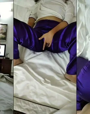 Xé rách đũng quần đụ em sinh viên áo dài không kịp cởi đồ