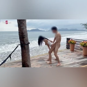 Public em bồ ở bãi biển một cảm giác thật chill